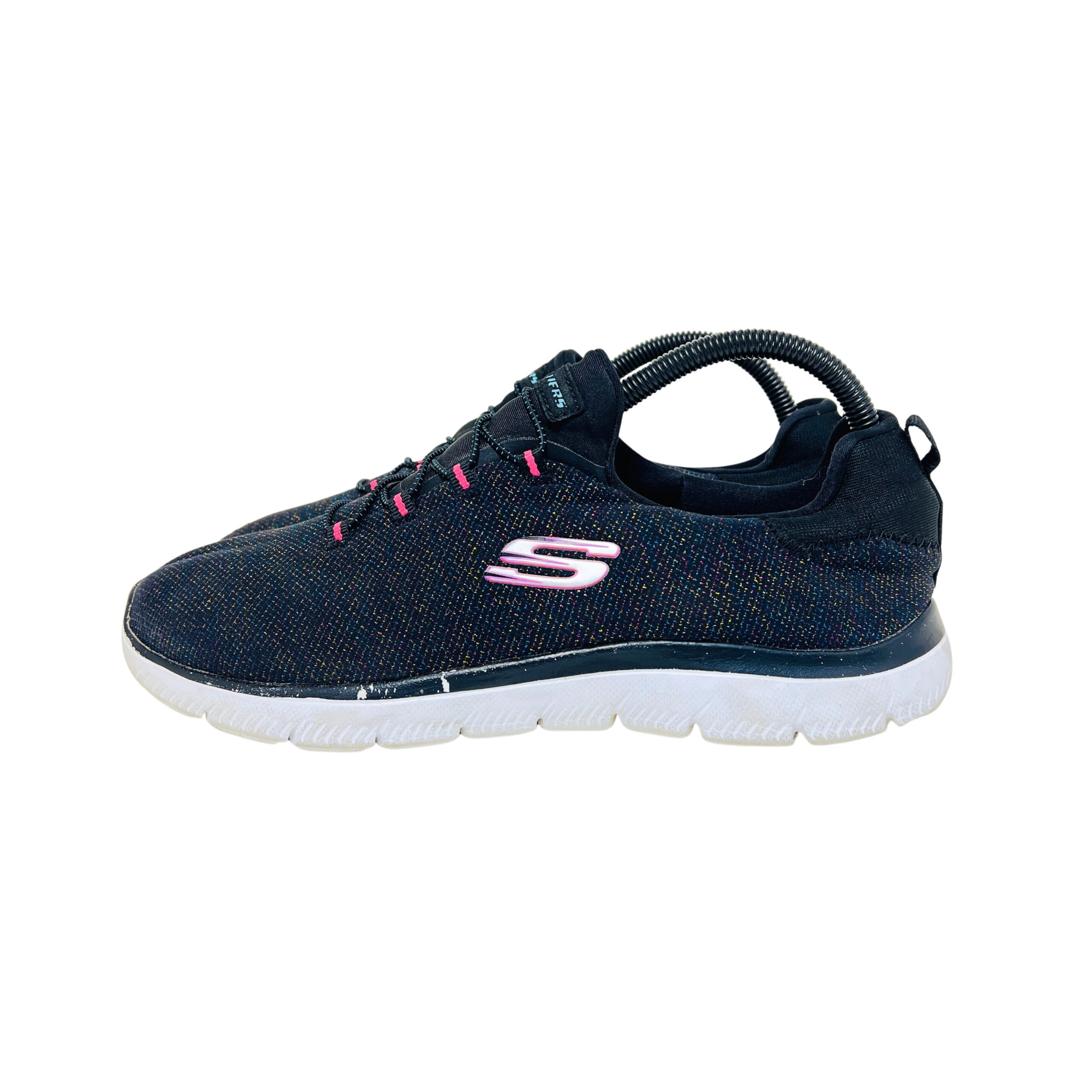 Skechers