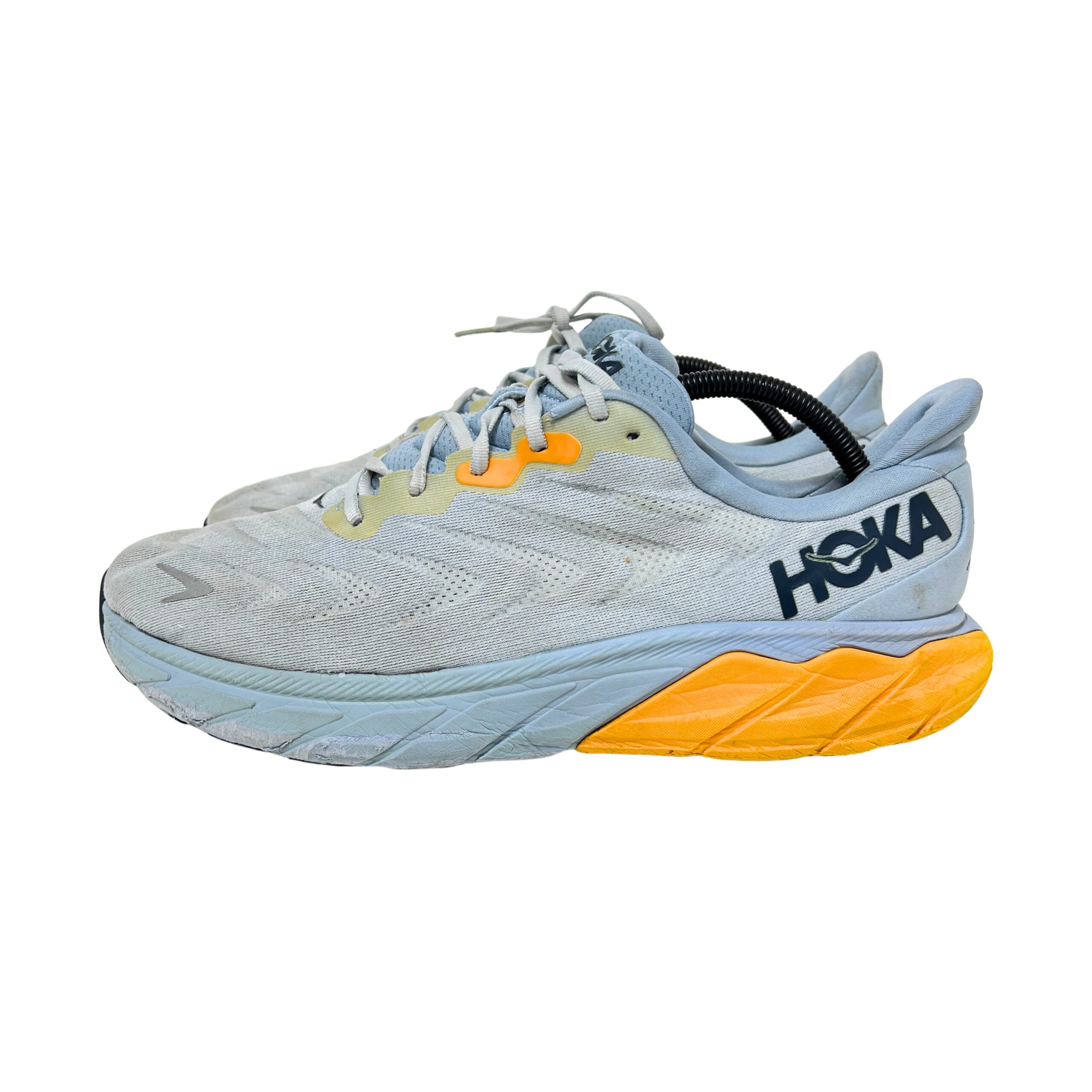Hoka ARAHI 6